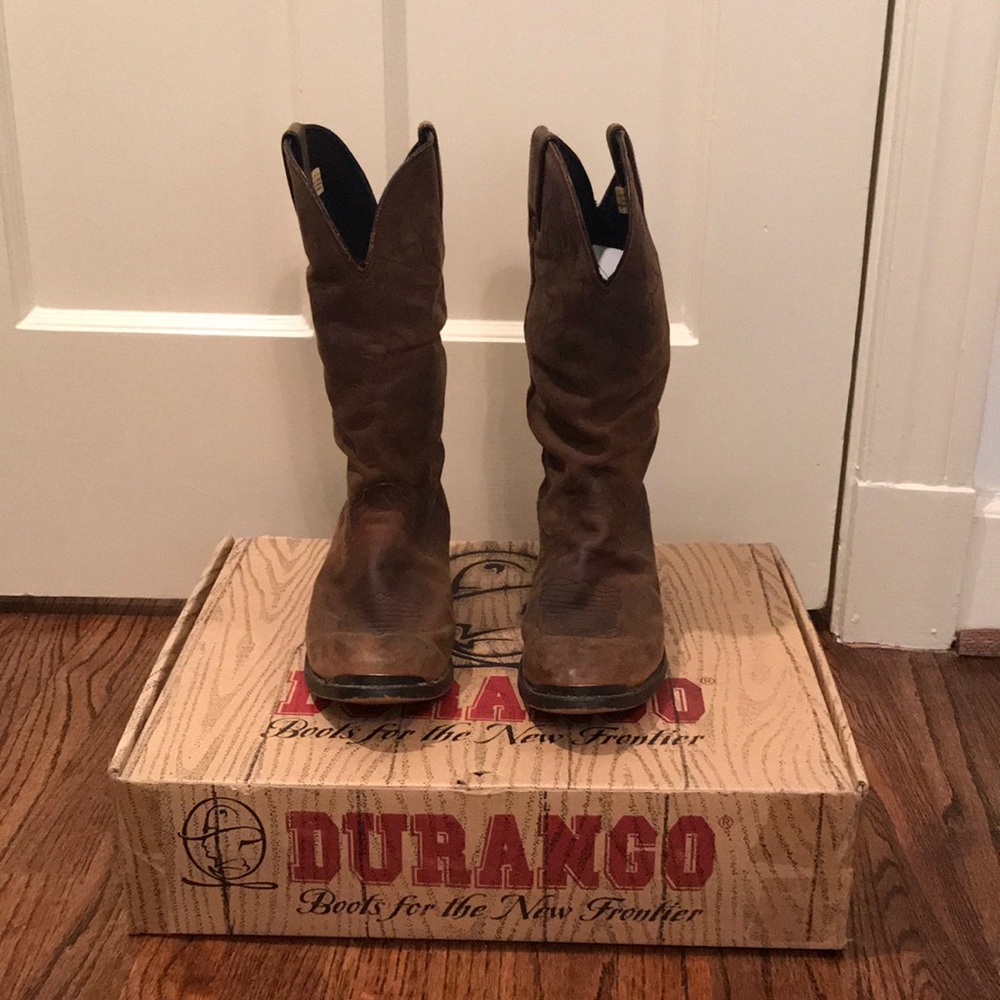 Women’s Durango cowgirl boots, size 8, like new!